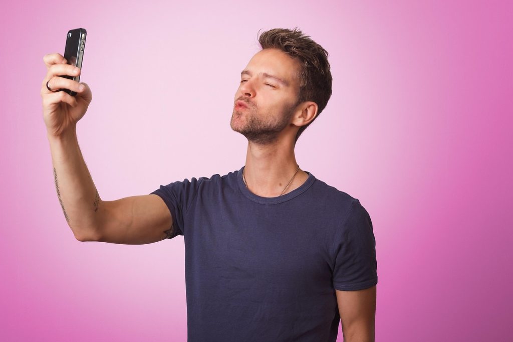 Verificación Facial en Tinder